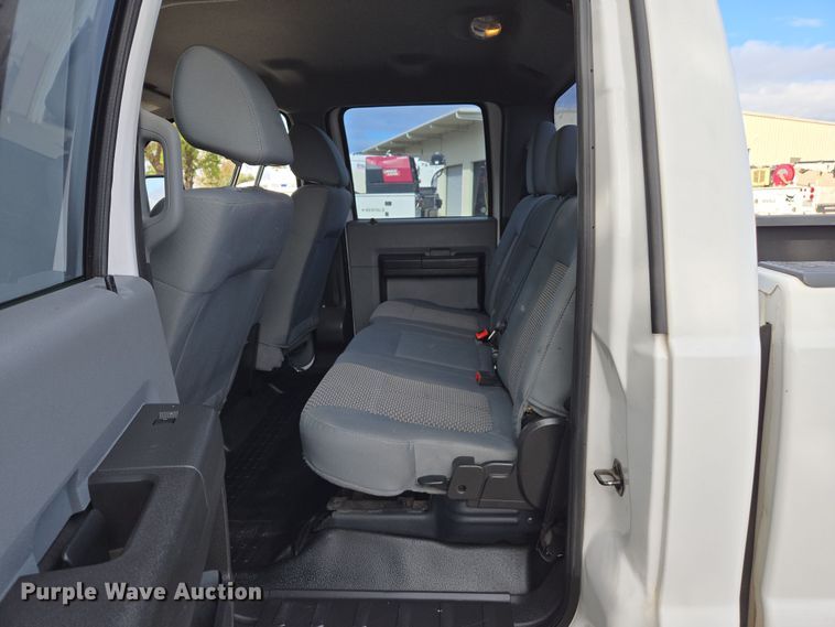 image for item EC0909 2015 Ford F250 Super Duty XL Crew Cab pickup truck