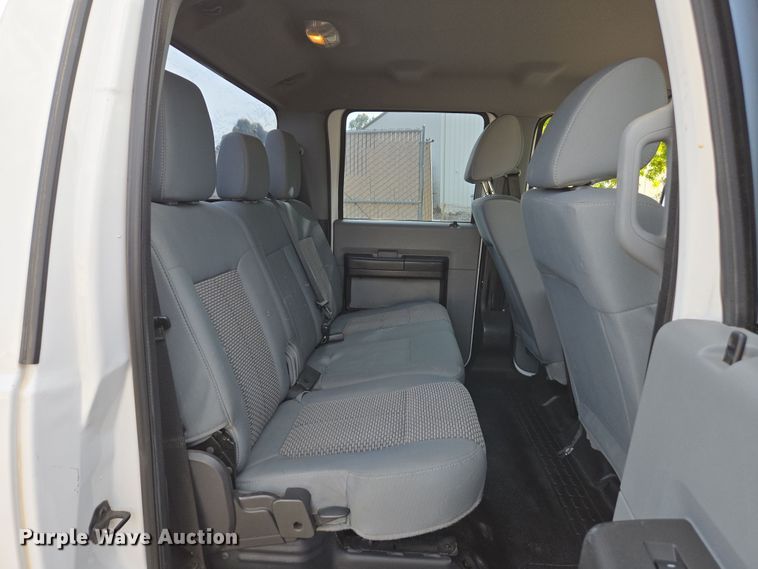 image for item EC0909 2015 Ford F250 Super Duty XL Crew Cab pickup truck