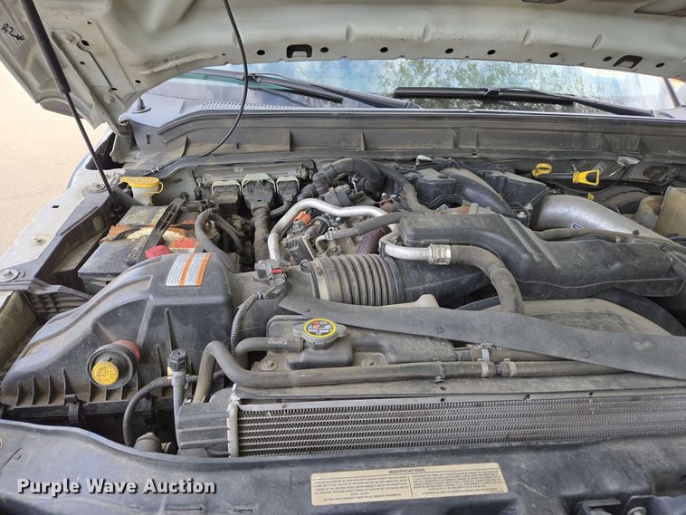 image for item EC0909 2015 Ford F250 Super Duty XL Crew Cab pickup truck