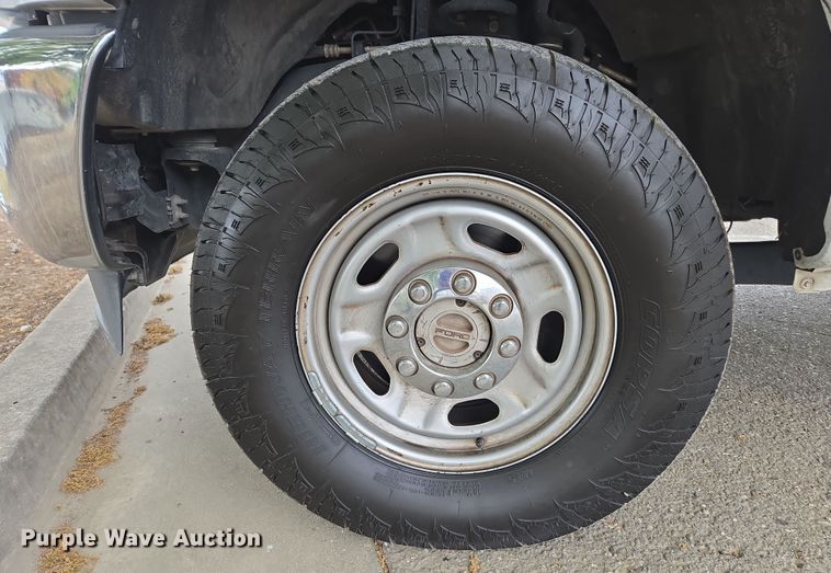 image for item EC0909 2015 Ford F250 Super Duty XL Crew Cab pickup truck