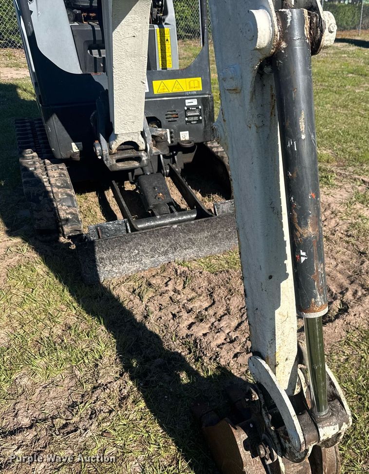 image for item EC3507 2021 Bobcat E20 mini excavator