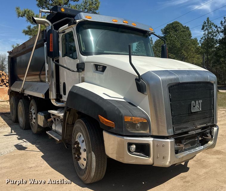 image for item EC3510 2014 Caterpillar CT660 dump truck