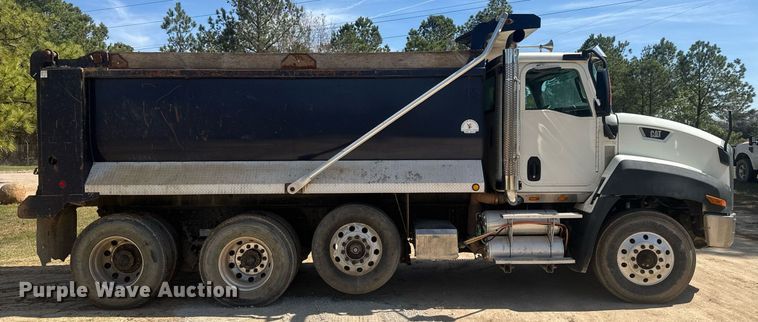 image for item EC3510 2014 Caterpillar CT660 dump truck
