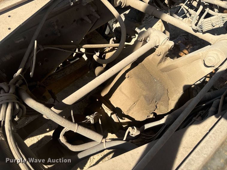 image for item EC3510 2014 Caterpillar CT660 dump truck