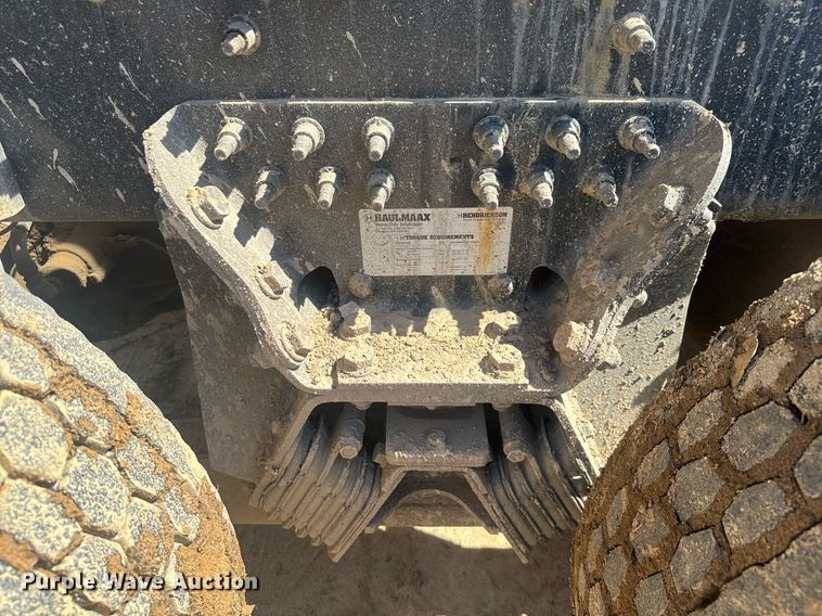 image for item EC3510 2014 Caterpillar CT660 dump truck