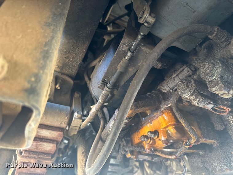 image for item EC3510 2014 Caterpillar CT660 dump truck