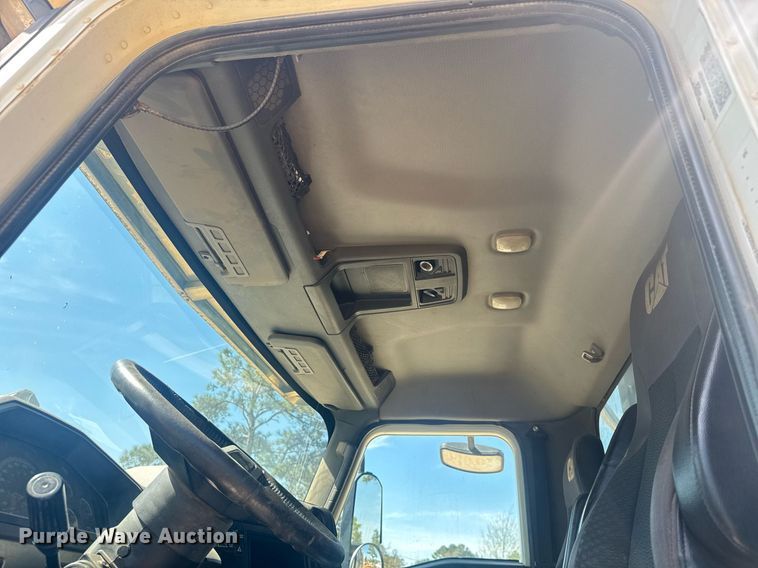 image for item EC3510 2014 Caterpillar CT660 dump truck