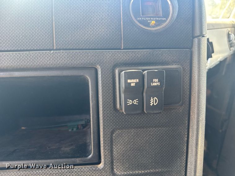 image for item EC3510 2014 Caterpillar CT660 dump truck