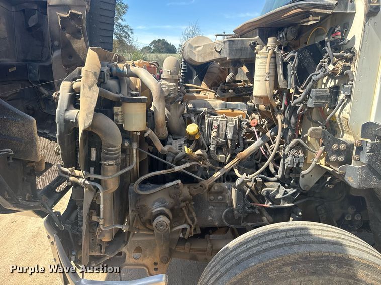 image for item EC3510 2014 Caterpillar CT660 dump truck