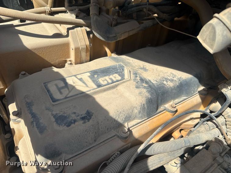 image for item EC3510 2014 Caterpillar CT660 dump truck