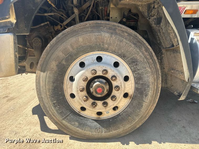 image for item EC3510 2014 Caterpillar CT660 dump truck