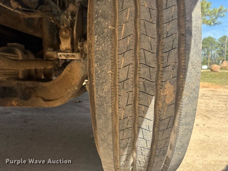 image for item EC3510 2014 Caterpillar CT660 dump truck