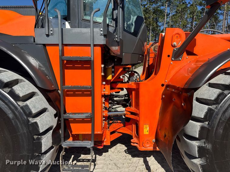 image for item EC3511 2020 Hitachi ZW370-6 wheel loader