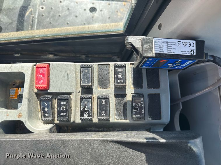 image for item EC3511 2020 Hitachi ZW370-6 wheel loader