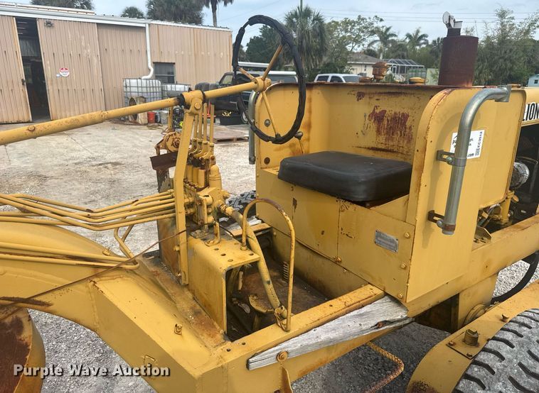 image for item EC3512 1959 Galion 503 rigid frame motor grader