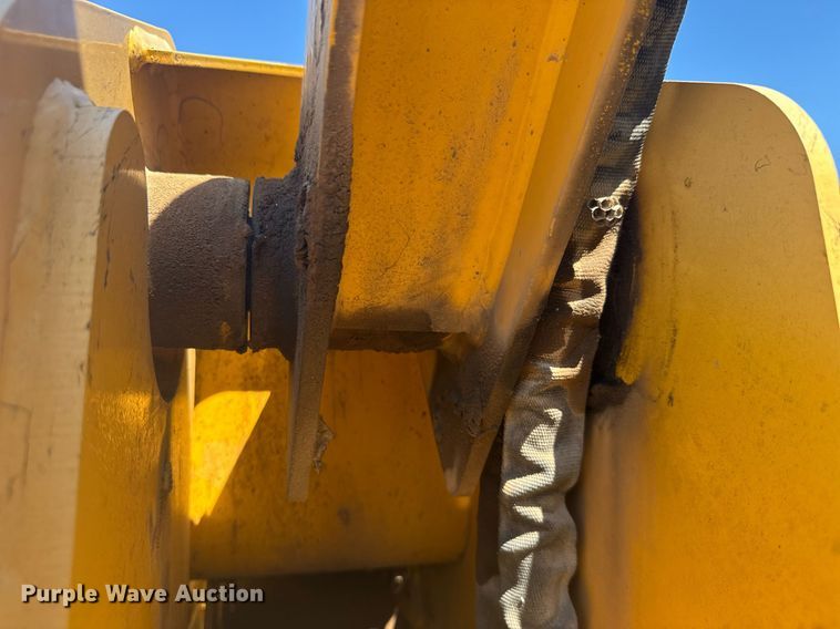 image for item EC3520 Gehl RT250 tracked skid steer loader