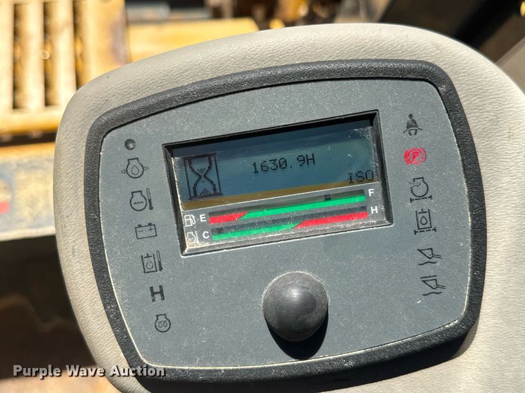 image for item EC3520 Gehl RT250 tracked skid steer loader