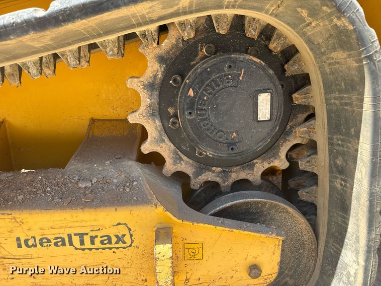 image for item EC3520 Gehl RT250 tracked skid steer loader