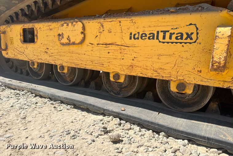 image for item EC3520 Gehl RT250 tracked skid steer loader