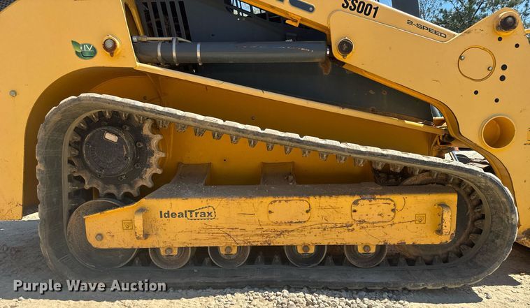 image for item EC3520 Gehl RT250 tracked skid steer loader