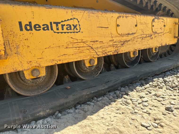 image for item EC3520 Gehl RT250 tracked skid steer loader