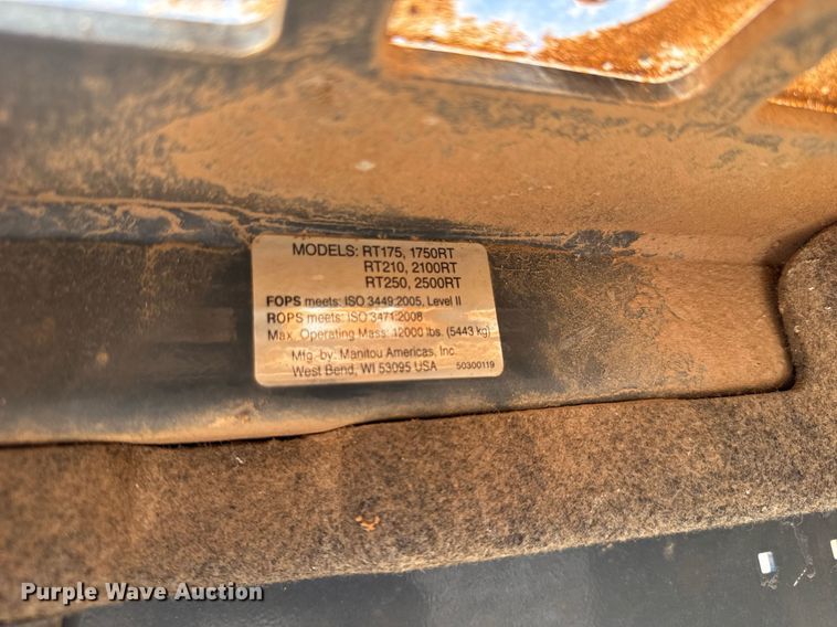 image for item EC3520 Gehl RT250 tracked skid steer loader