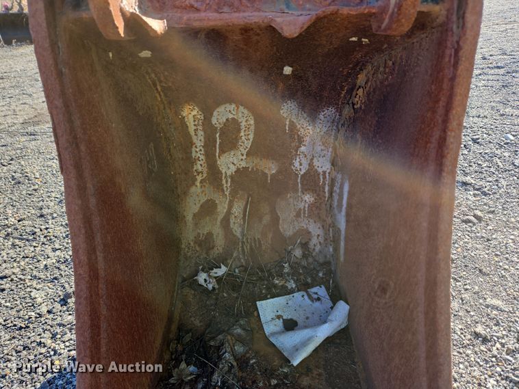 image for item EC4039 Caterpillar excavator bucket