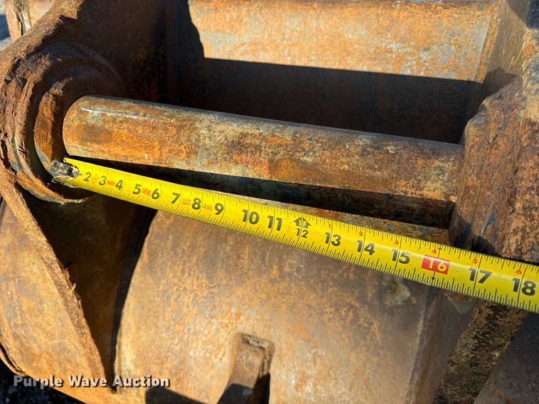 image for item EC4040 Werk-Brau EX30HD48 excavator bucket