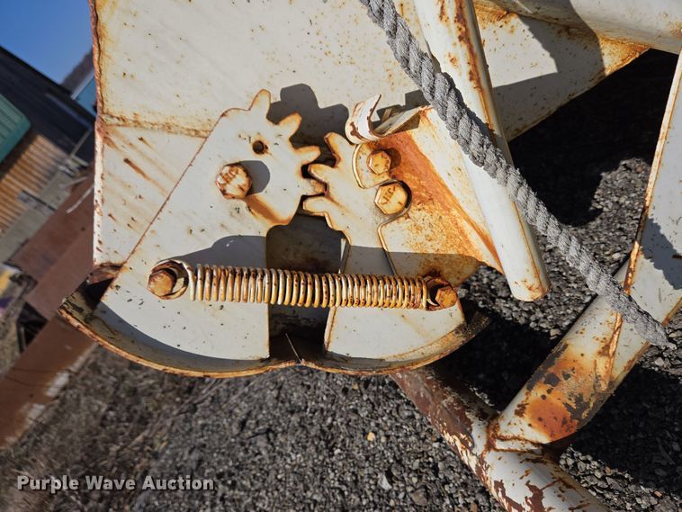 image for item EC4041 GAR-BO concrete bucket