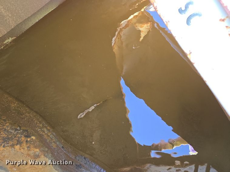 image for item EC4041 GAR-BO concrete bucket