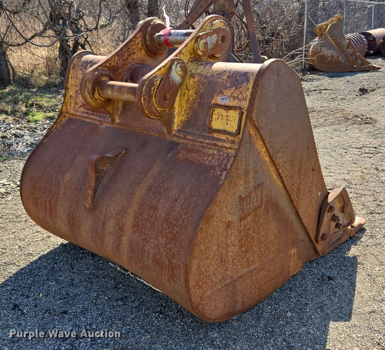 image for item EC4047 Caterpillar excavator bucket