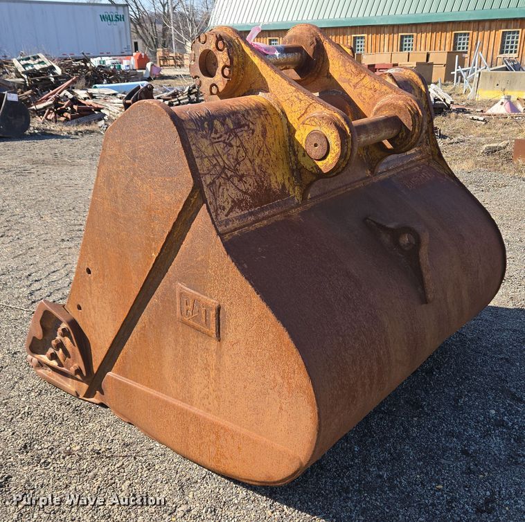 image for item EC4047 Caterpillar excavator bucket