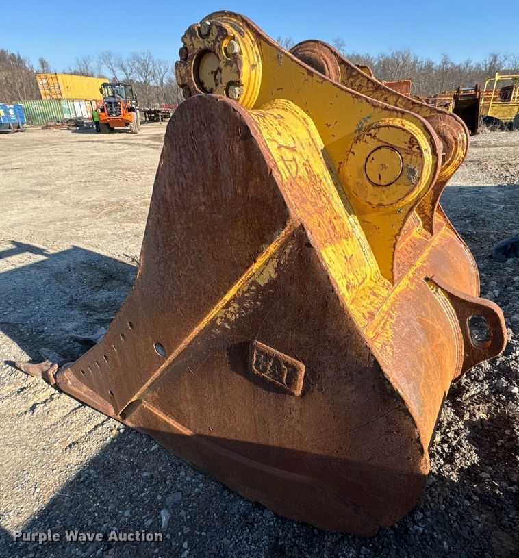 image for item EC4050 Caterpillar excavator bucket