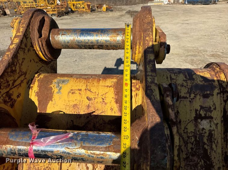 image for item EC4050 Caterpillar excavator bucket