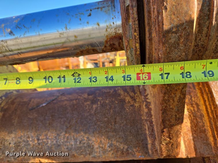 image for item EC4051 36