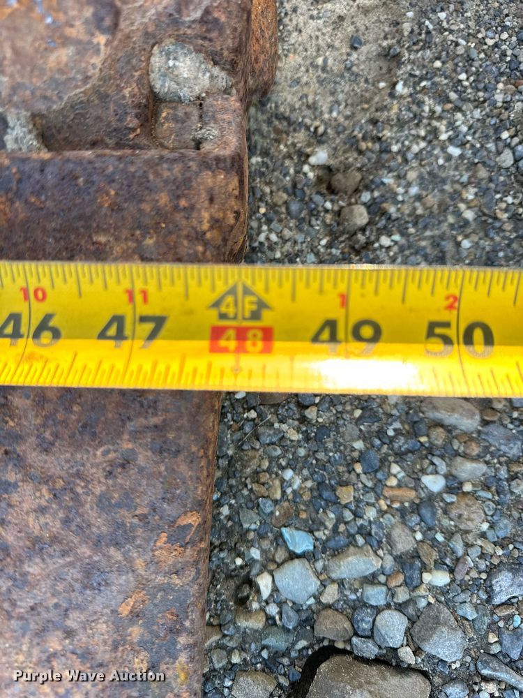 image for item EC4055 Caterpillar 320E B Linkage excavator bucket