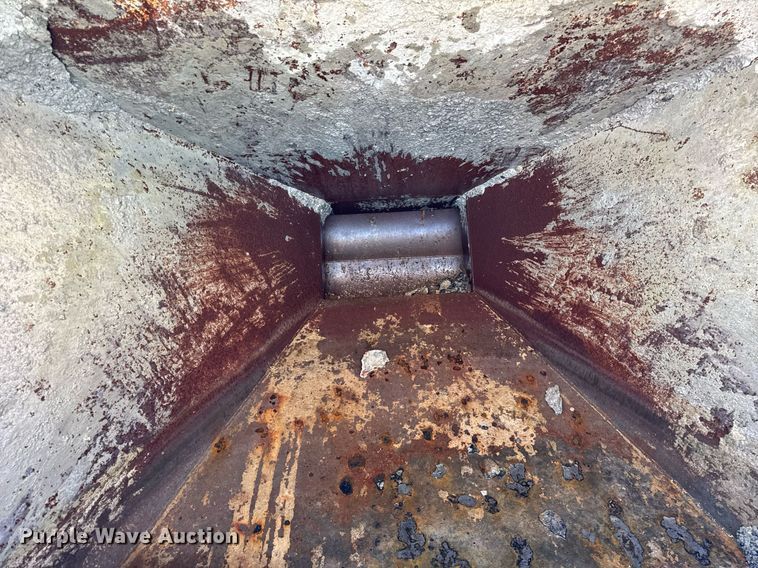 image for item EC4057 Gar Bro 496L concrete dispenser