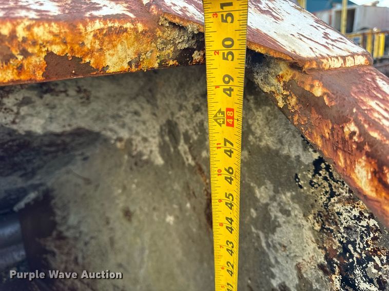 image for item EC4057 Gar Bro 496L concrete dispenser