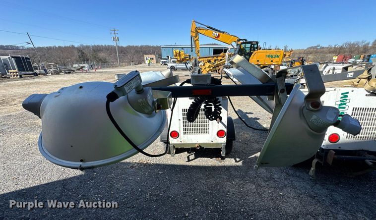 image for item EC4059 2015 Magnum MLT3060K light plant