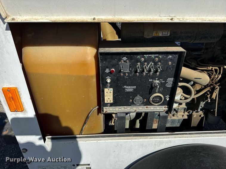 image for item EC4059 2015 Magnum MLT3060K light plant