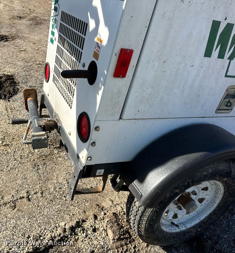 image for item EC4081 2015 Magnum MLT3060K light plant