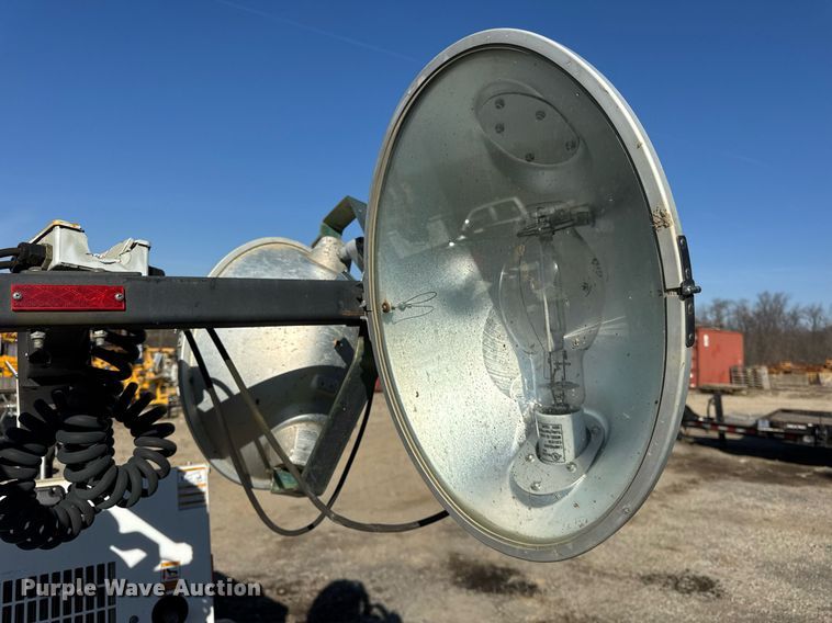 image for item EC4081 2015 Magnum MLT3060K light plant