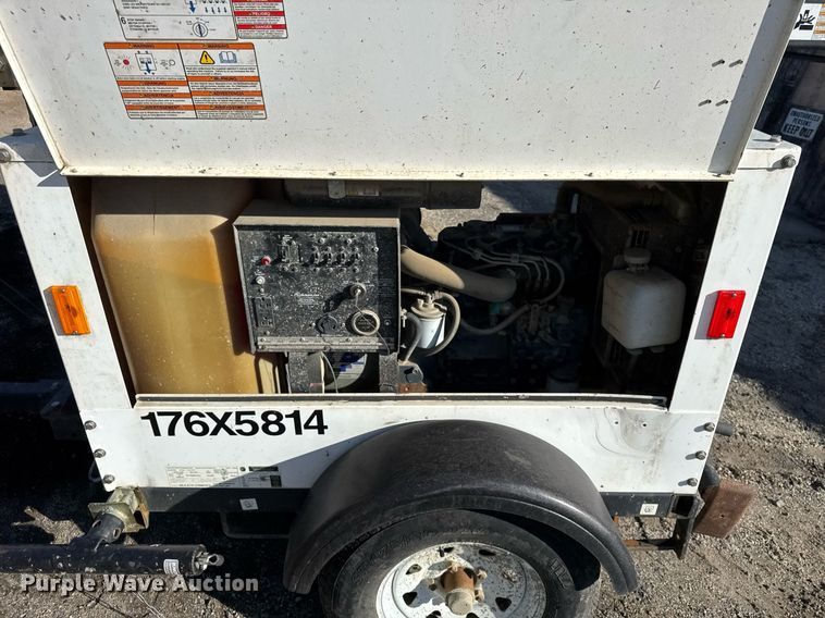 image for item EC4081 2015 Magnum MLT3060K light plant