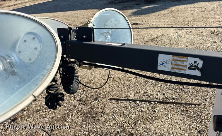 image for item EC4083 2015 Magnum MLT3060K light plant