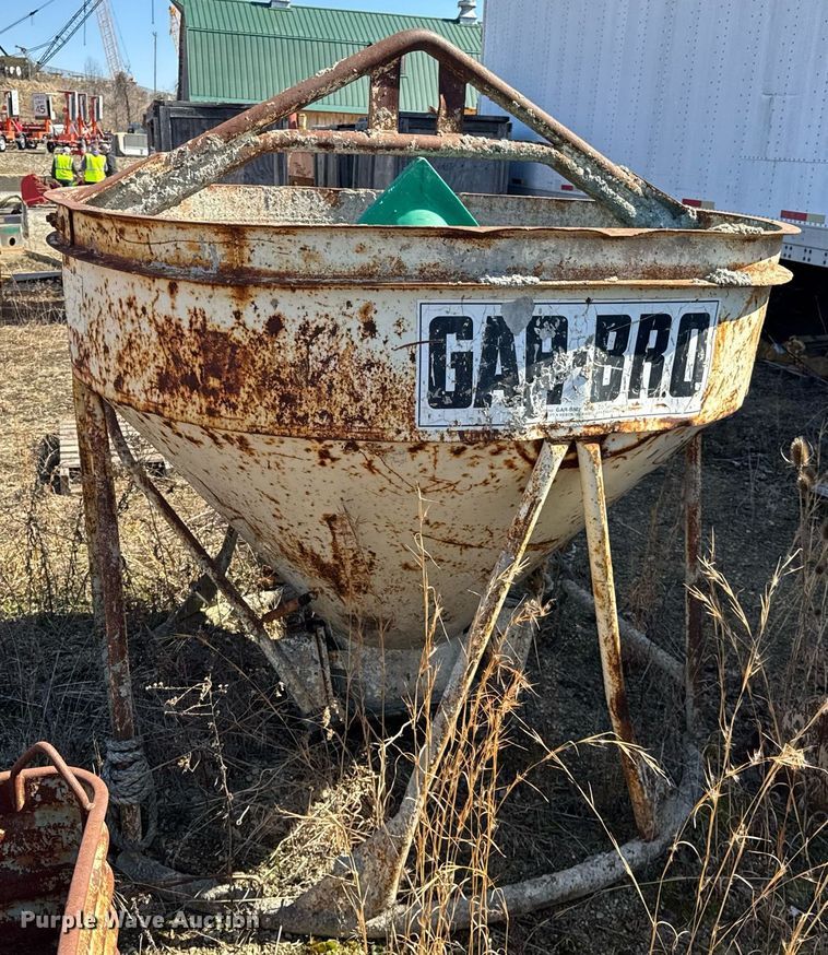 image for item EC4095 Gar-Bro 454-R concrete bucket