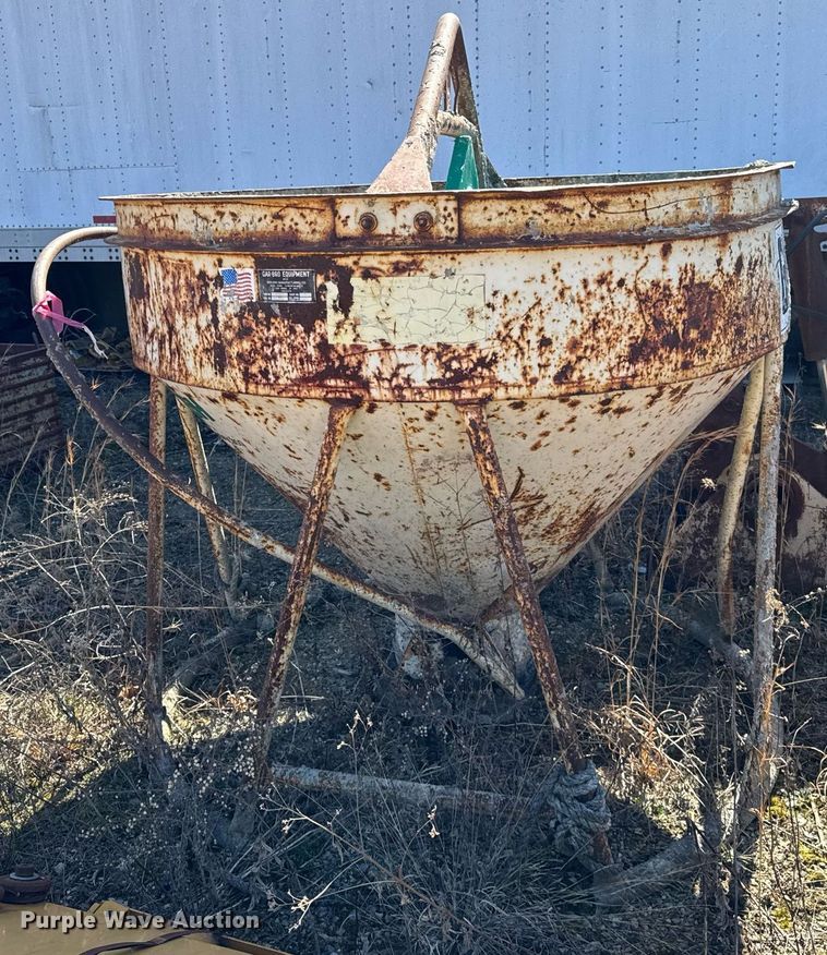 image for item EC4095 Gar-Bro 454-R concrete bucket