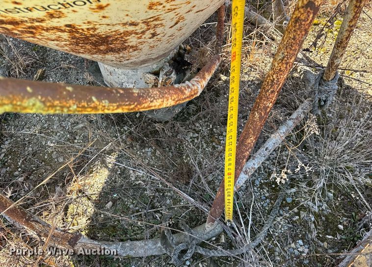 image for item EC4095 Gar-Bro 454-R concrete bucket