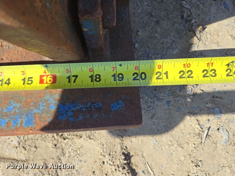 image for item EC4096 (3) Kenco barrier clamps