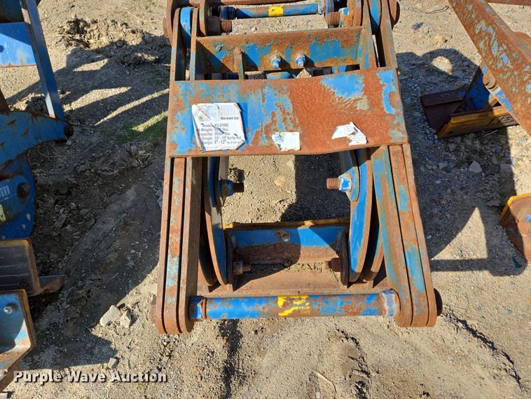 image for item EC4096 (3) Kenco barrier clamps