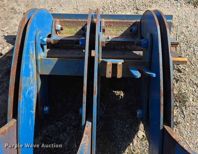 image for item EC4096 (3) Kenco barrier clamps